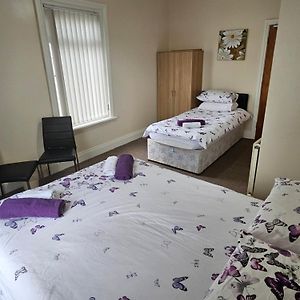 Triple Room Private Bathroom